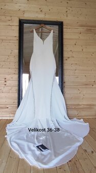 Prodej svatebních šatů - 3