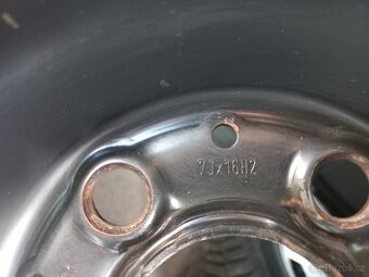 Disky MB C-class w203 R16 205/55 7Jx16H2 ET 31 + Poklice - 3
