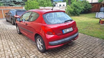 Peugeot 207 1.4i - 3