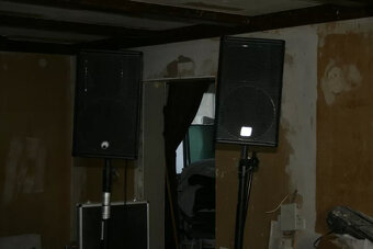 Hudební systém DJ, mnoho příslušenství - 3