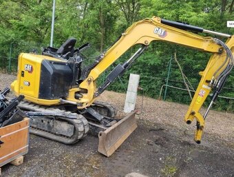 CAT 305 - 3