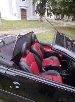 Peugeot 206cc 1.616v 80kw rok 2002 Platimum - 3