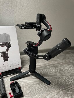 Gimbal stabilizátor DJI RS3 + 2x rukojeť + vertical mount - 3