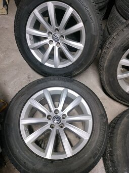 ❄️zimná 4ks alu disky orig. VW 5x112 R18 pneu 7mm 255/60 r18 - 3