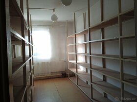 Pronájem skladovacich prostor a kanceláří Vraňany - 3