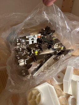 Prodám plastové díly z kuchyně IKEA. - 3