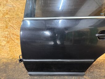 KOMPLETNÍ LEVÉ ZADNÍ DVEŘE VW PASSAT B5.5 KOMBI - 3