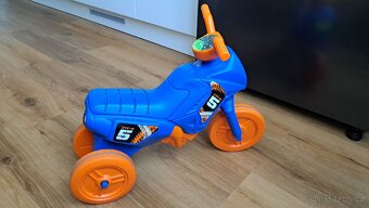 Dětské odrážedlo plast - 3