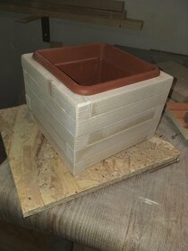 Dřevěný truhlík - 3