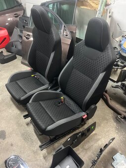 Sedačky vzhled Recaro Fabia 3 Rapid Monte Carlo - 3