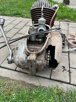 Motor ČZ 150C - 3