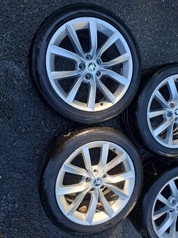 Alu kola 18" 5x112 Skoda Superb Modus s pneu 235/45R18 - 3