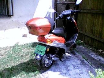 Prodám skútr 2sedadlový - 3