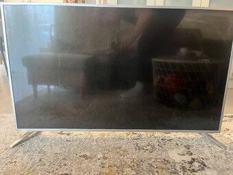 Prodám televizi Philips Ambilight - 3