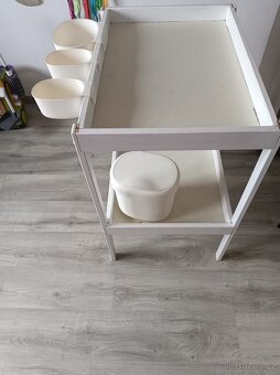 Přebalovací pult - 3