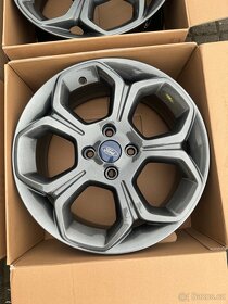 ORIGINÁL Alu Ford Fiesta 4x108, R17 - TOP - 3