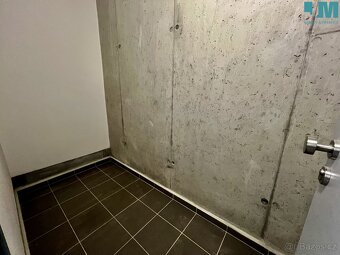 Pronájem garážové stání - Olomouc - Slavonín, ev.č. 01557 - 3
