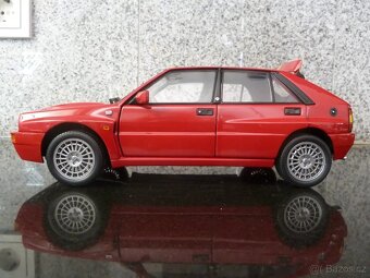 1:18 Kyosho, Lancia Delta HF Integrale Collezione - 3