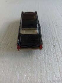 Model GAZ 13 ČAJKA - 3