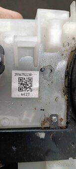Renault Master III 2.3DCI páčky pod volant, budíky, volant - 3
