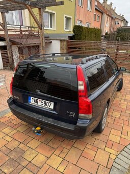 Volvo V70 2,5t 154 kw r.v. 2003 - 3