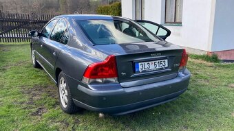 Volvo S60 - 3