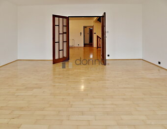 Pronájem rodinného domu 5+1, 220m2, Praha 4 - Chodov, ul. Kl - 3