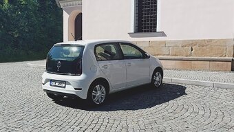 Volkswagen UP - 3
