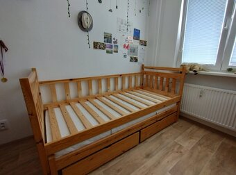 Postel s přistýlkou a úložným prostorem - 3