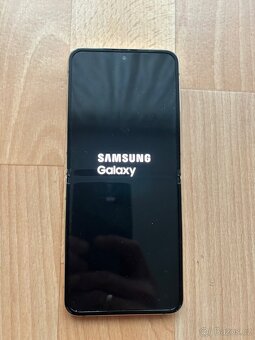 Samsung Galaxy Z Flip 4, 5G 8GB/256GB - 3