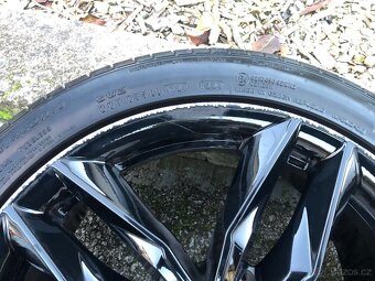 MAM alu kola 235/45/R18 - 3