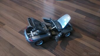 Model Porsche Carrera GT – sběratelský kousek v top stavu - 3