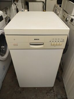Prodám  plně funkční kvalitní myčku zn. Bosch-45cm--DOVEZU-- - 3