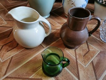 Staré džbánky, různé druhy a stáří - 3