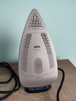 Napařovací žehlička Braun SI 7160 - 3