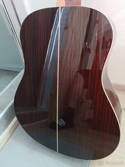Dvanáctistrunná elektroakustická kytara Yamaha - 3