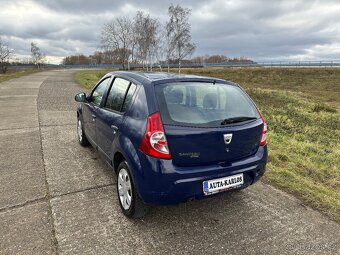 Dacia Sandero 1,4i 55KW AUTORÁDIO NA USB,TOP STAV - 3