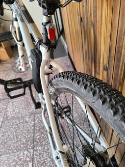 Dámské horské kolo Rockrider 560 ST - 3