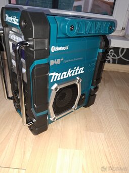 Aku rádio Makita DMR112 DAB s Bluetooth - 3