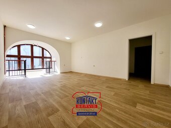 Pronájem prostorného bytu 2+1 o velikosti 86 m2 - České Bud - 3