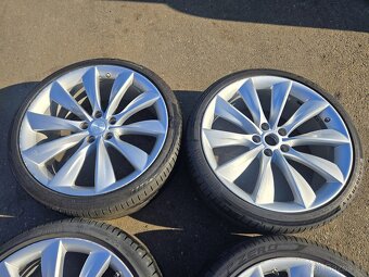 Tesla 21" silver Turbine - 3