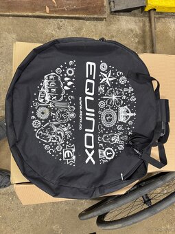 Vak na kola equador equinox - 3