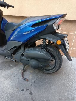 Skůtr trojkolky Yamaha MWS 125 - C - 3