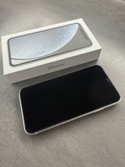 iPhone XR bílá white TOP Stav - 3