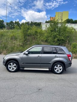 Suzuki Grand Vitara 1.9DDiS 95kw 4x4 2009 Facelift - 3
