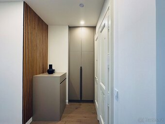 Prodej bytu 2+kk 44 m² Na spojce, Praha - Vršovice - 3