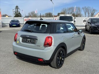 Mini E Cooper SE 135KW Aut.SOH94%,Navi,LED vč DPH - 3