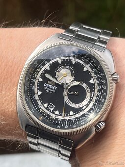 Orient hodinky / 2 korunky / netradicni - 3