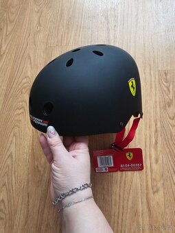 Koloběžka Ferrari - 3
