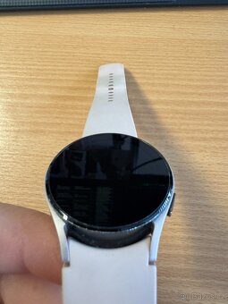 Chytré hodinky Samsung Galaxy Watch 4 40mm růžovo-zlaté - 3